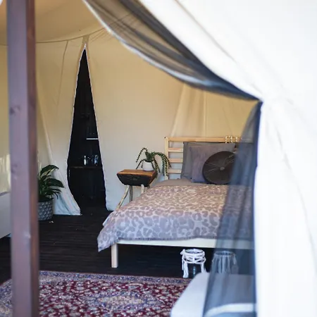 Boho Park Glamping
