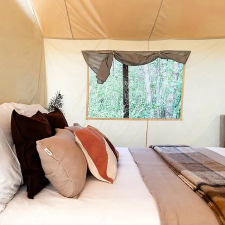 Tente de luxe Boho Park Glamping Zawiszyn